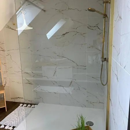 - Nigdy W Zyciu * シェンナ