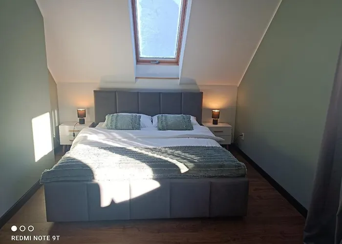 - Nigdy W Zyciu * Sienna (Klodzko)