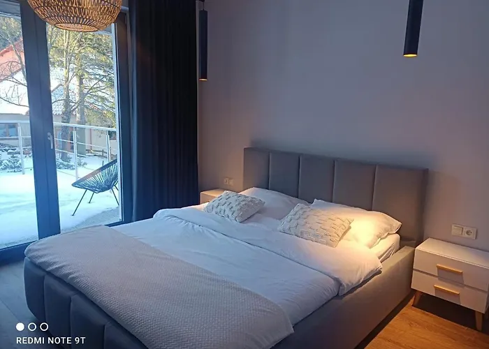 - Nigdy W Zyciu Sienna (Klodzko)